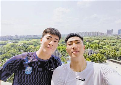 成人黄色中文字幕